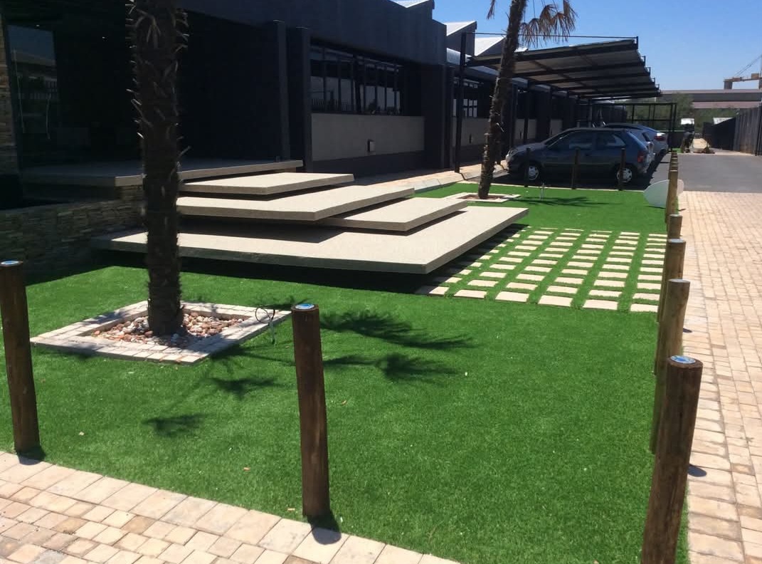 Kwartssteen-drywende trappe — wye linkerperspektief