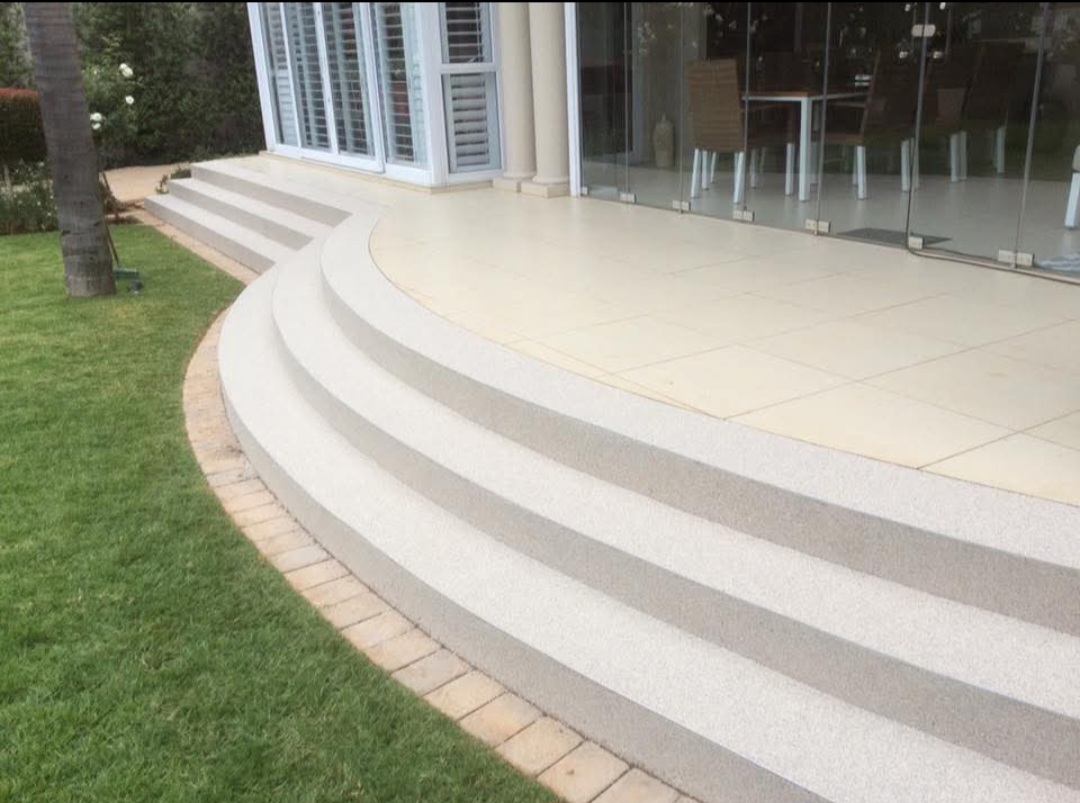 Seamless quartz carpet trend