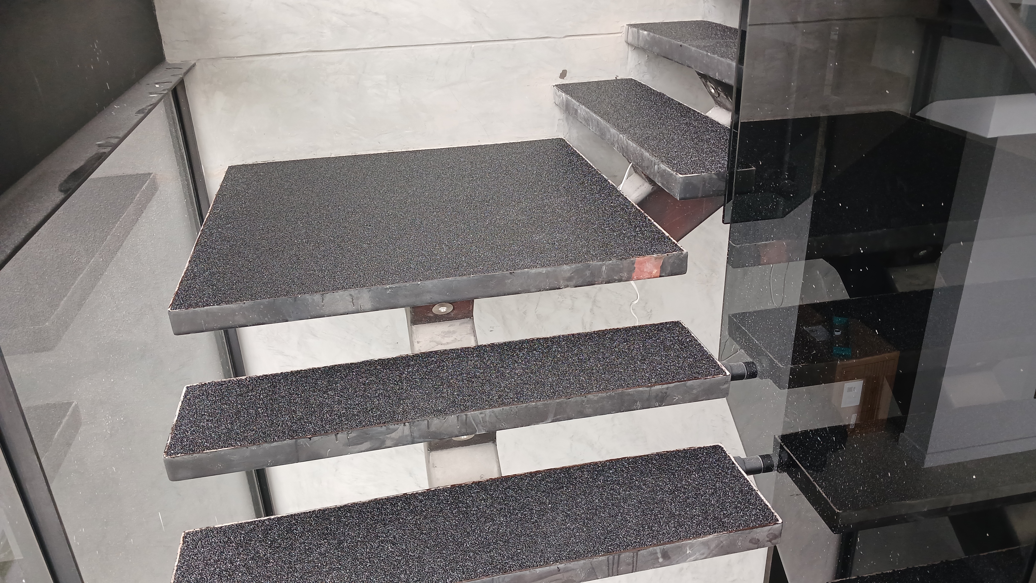 Stairs after quartz overlay